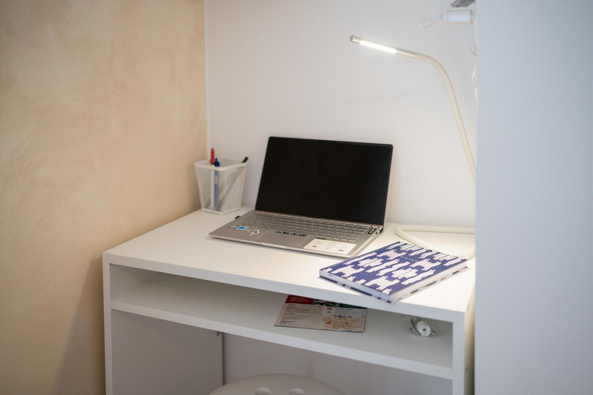 Sollys Apartment Оксер Екстериор снимка