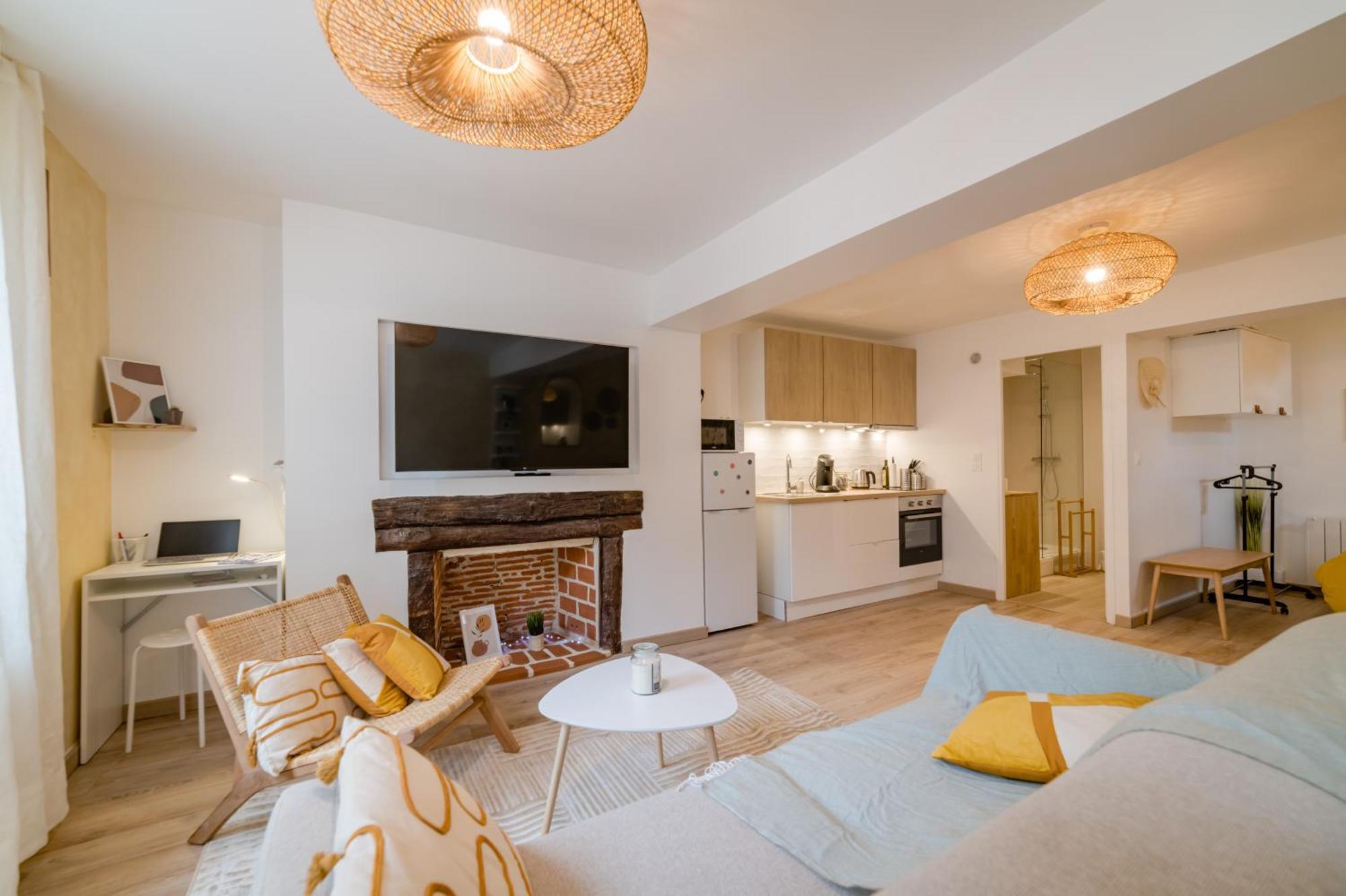 Sollys Apartment Оксер Екстериор снимка